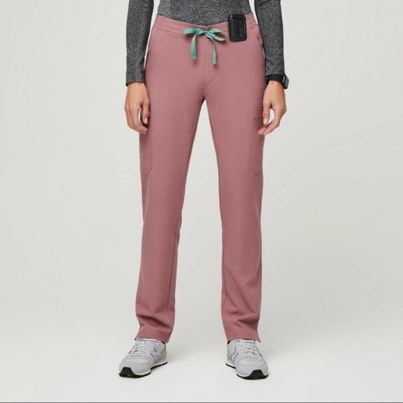 Figs Yola Scrub Women Pants (PETITE XXS) - Mineral Mauve - Excellent condition - Picture 1 of 3